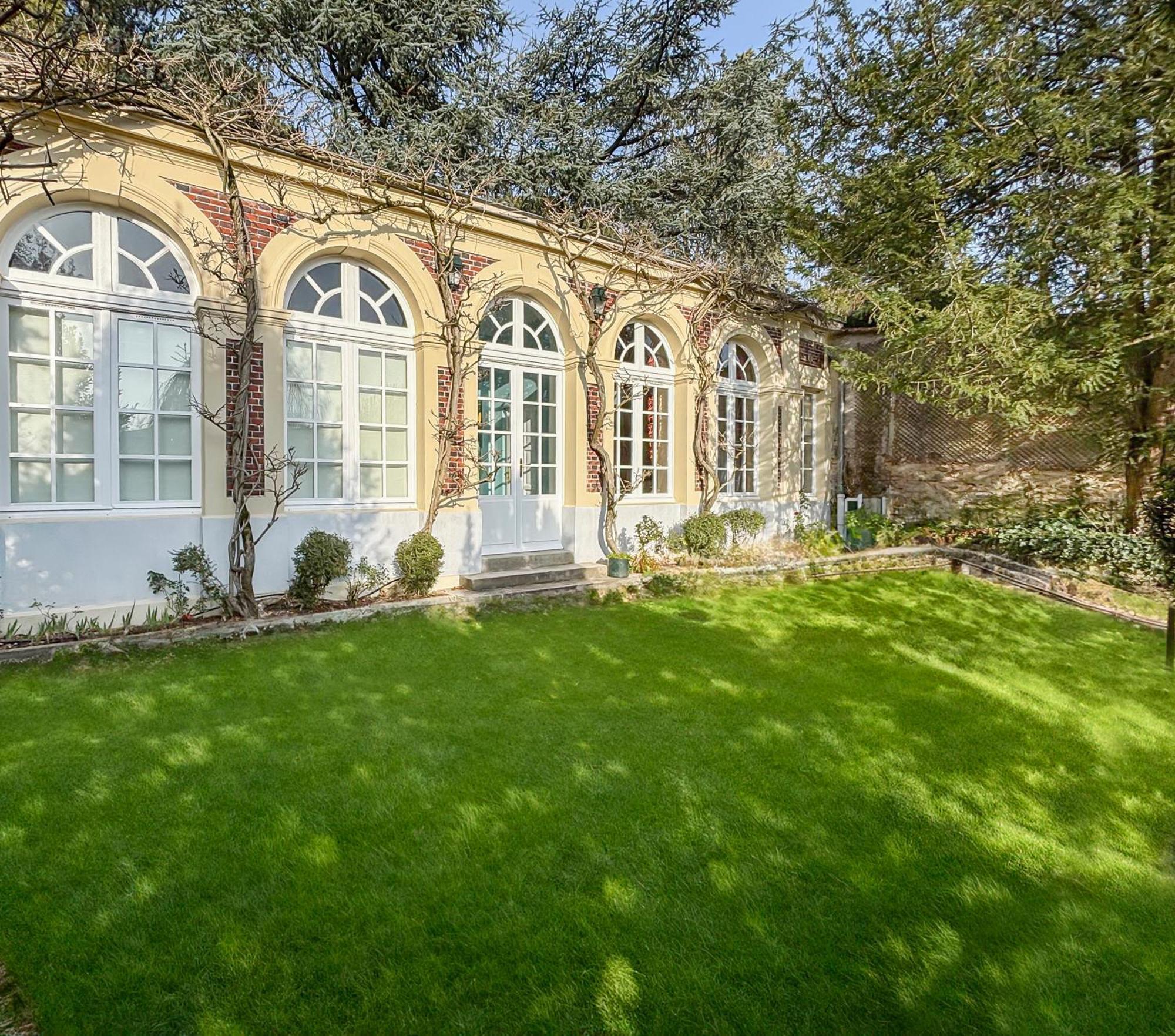 L'Orangerie White Palacio Versailles Exterior photo